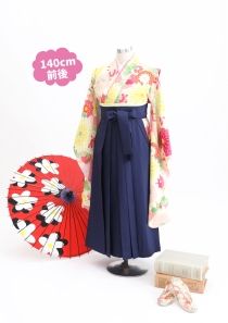 140女の子袴(2)